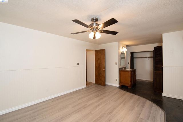 1336 HIDDEN GLEN DR, Modesto, CA 95355