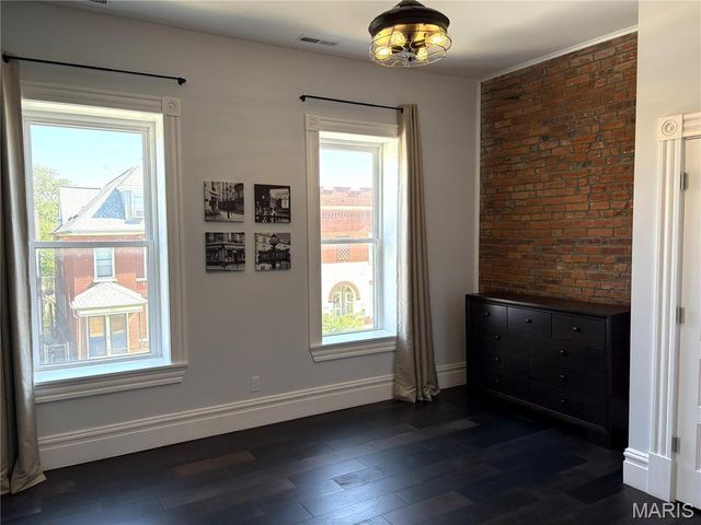 2816 Magnolia Avenue, St Louis, MO 63118