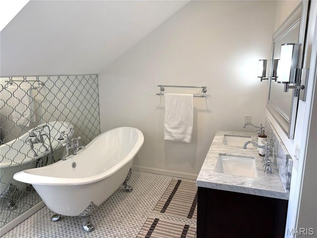 2816 Magnolia Avenue, St Louis, MO 63118
