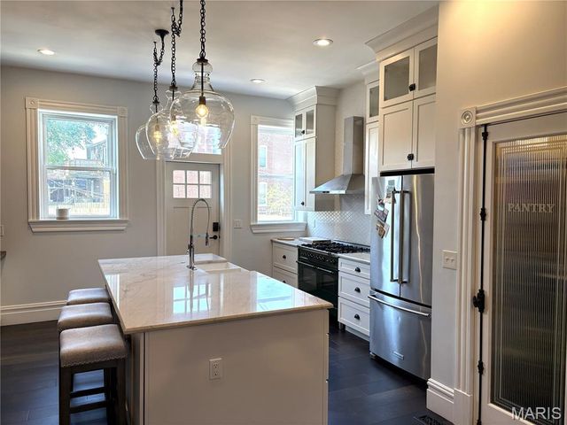 2816 Magnolia Avenue, St Louis, MO 63118