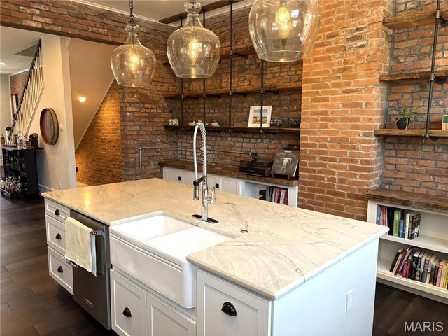 2816 Magnolia Avenue, St Louis, MO 63118