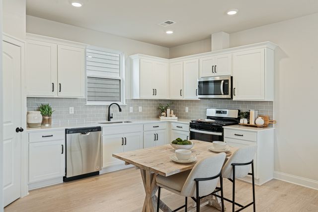 1314 Ruddy Way, Lebanon, TN 37090