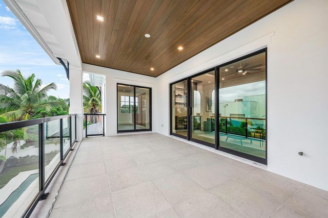 201 NE 4th Avenue, Boca Raton, FL 33432