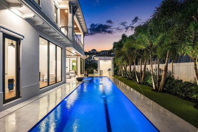 201 NE 4th Avenue, Boca Raton, FL 33432