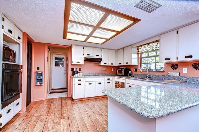 36304 SANTEELAH DRIVE, Zephyrhills, FL 33541