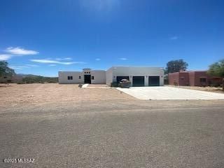 1121 N Darlene Drive, Vail, AZ 85641