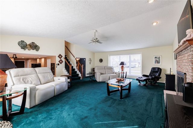 51 Flynnwood Drive, Greece, NY 14612