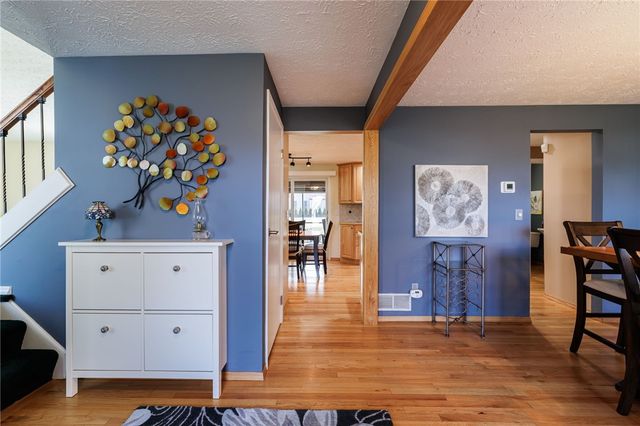 51 Flynnwood Drive, Greece, NY 14612