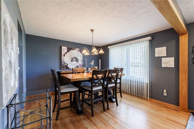 51 Flynnwood Drive, Greece, NY 14612