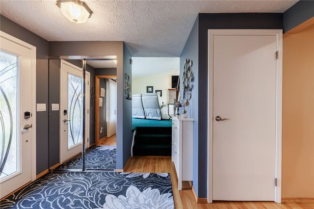 51 Flynnwood Drive, Greece, NY 14612