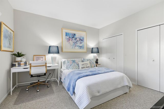 29325 Laurel Drive, Farmington Hills, MI 48331