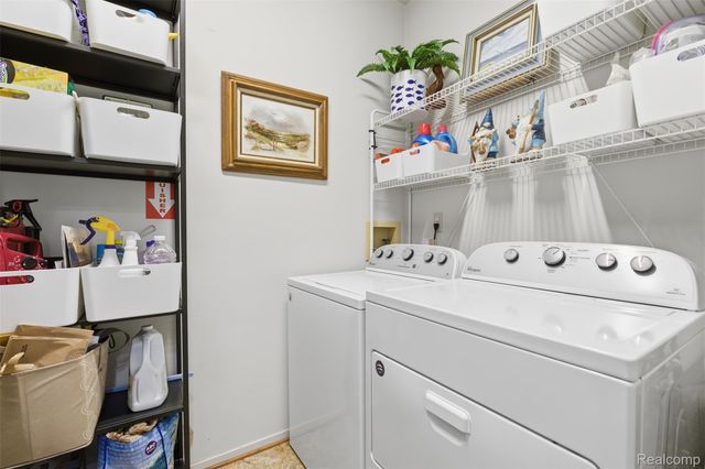 29325 Laurel Drive, Farmington Hills, MI 48331