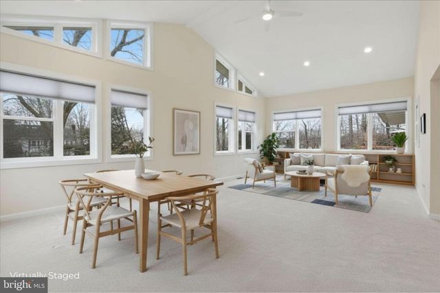 10009 FAIROAKS RD, Vienna, VA 22181