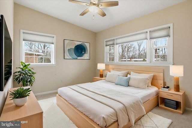 10009 FAIROAKS RD, Vienna, VA 22181