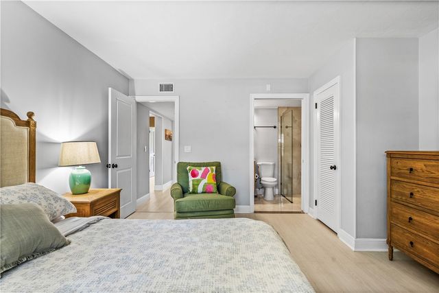 677 Royal Palm Boulevard 23, Vero Beach, FL 32960