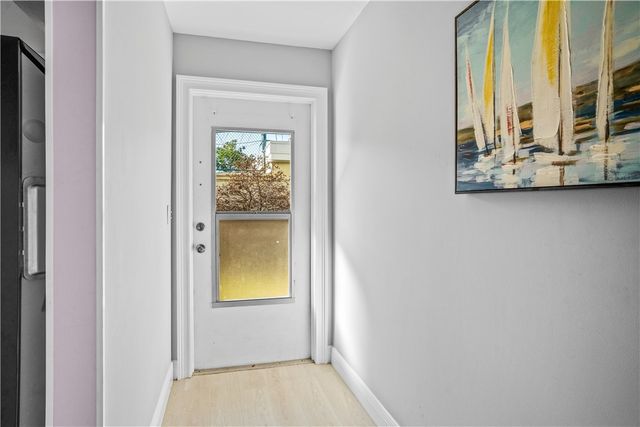 677 Royal Palm Boulevard 23, Vero Beach, FL 32960