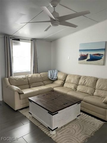 3348 6th AVE, St James City, FL 33956