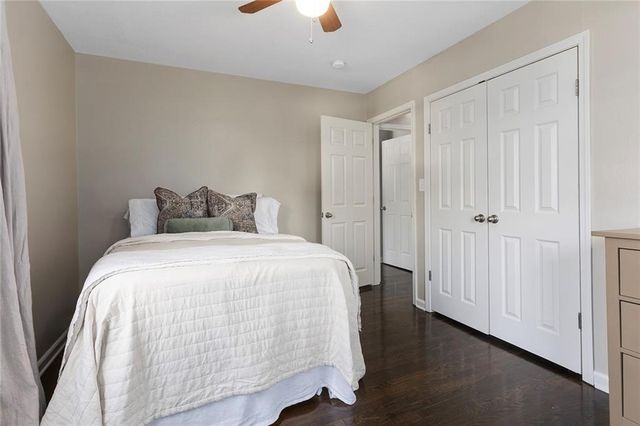 1135 ELIZABETH Street, Liberty, MO 64068