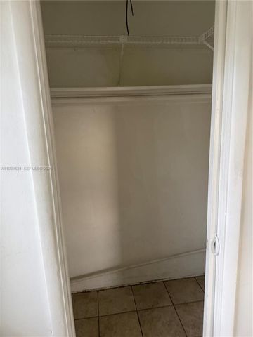 101 SW 4th Ave 2, Hallandale Beach, FL 33009