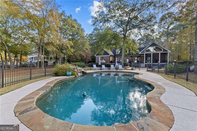 154 Bradford Drive, Eatonton, GA 31024