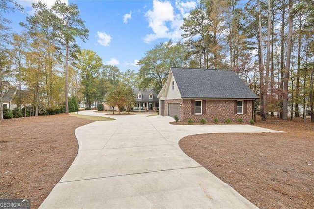 154 Bradford Drive, Eatonton, GA 31024