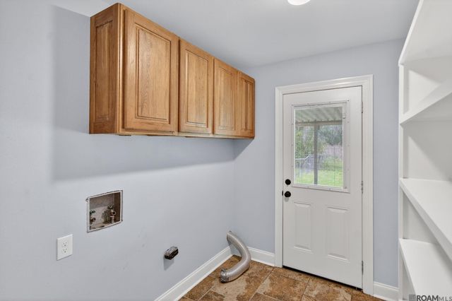 7845 Oneal Rd, Baton Rouge, LA 70817