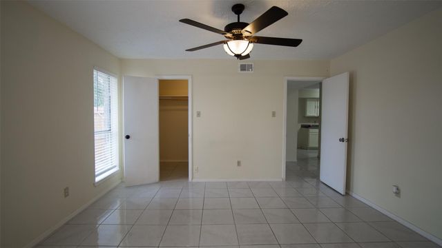 9102 Benthos Drive, Houston, TX 77083