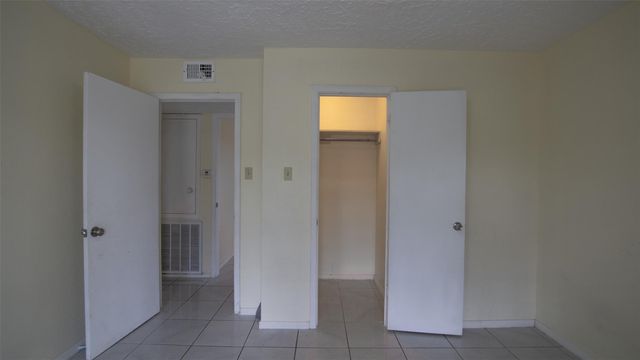 9102 Benthos Drive, Houston, TX 77083