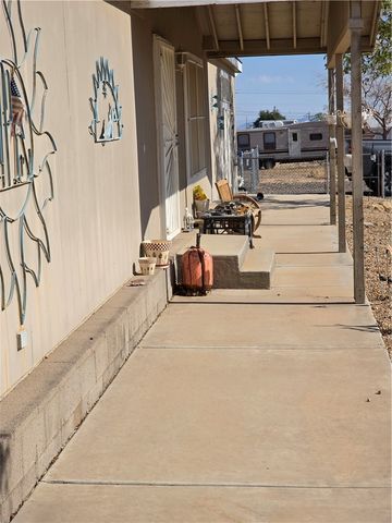 3570 N Maverick Road, Golden Valley, AZ 86413