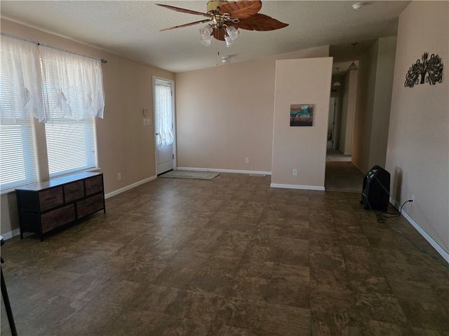 3570 N Maverick Road, Golden Valley, AZ 86413