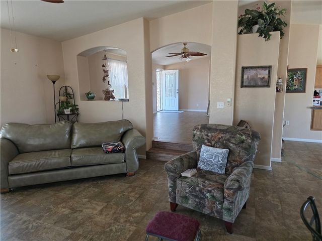 3570 N Maverick Road, Golden Valley, AZ 86413