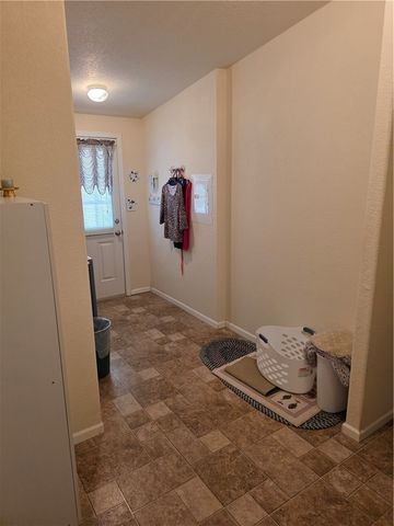 3570 N Maverick Road, Golden Valley, AZ 86413