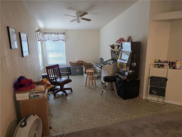 3570 N Maverick Road, Golden Valley, AZ 86413