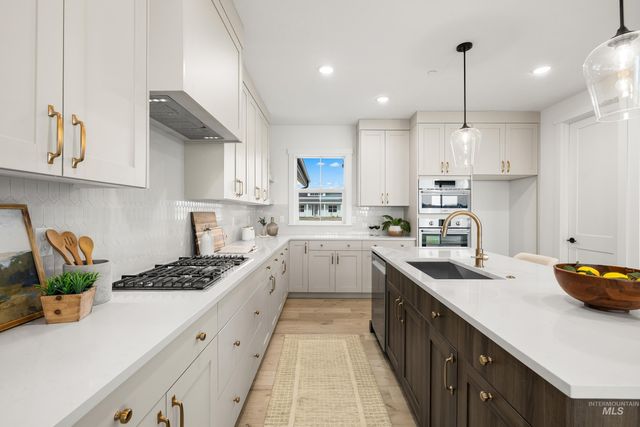 15293 Juniperwood Drive, Caldwell, ID 83607