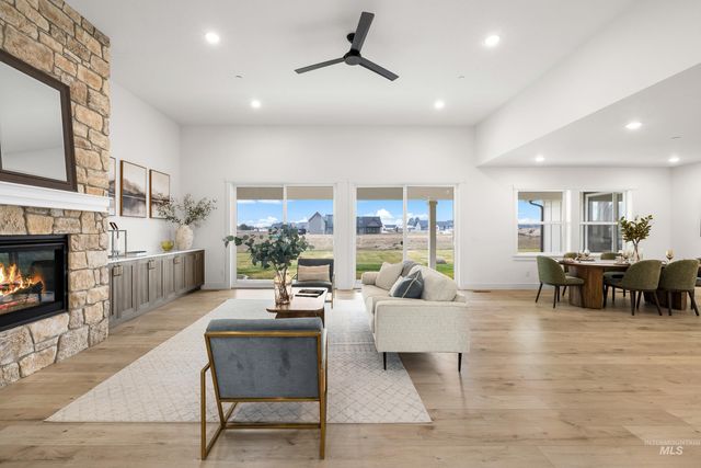 15293 Juniperwood Drive, Caldwell, ID 83607