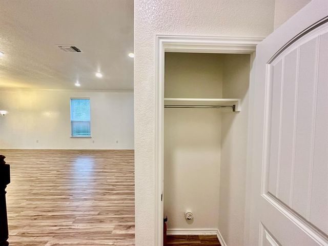 404 Buttercup BLVD 44, Cedar Park, TX 78613