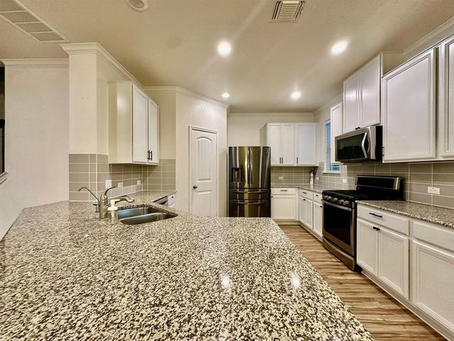 404 Buttercup BLVD 44, Cedar Park, TX 78613