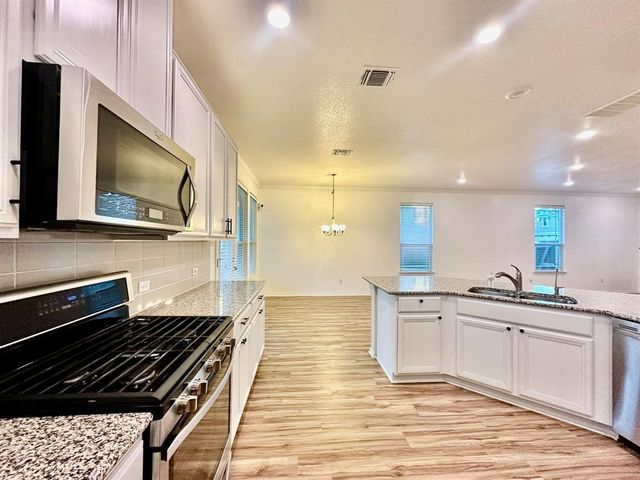 404 Buttercup BLVD 44, Cedar Park, TX 78613