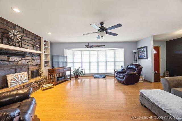 471089 E 723, Westville, OK 74965