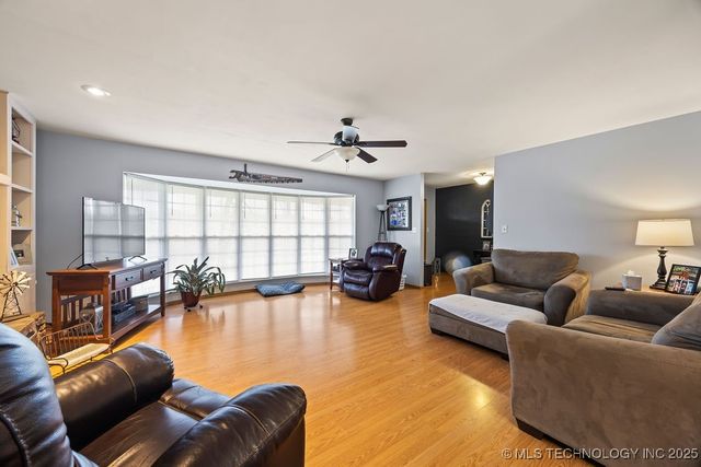 471089 E 723, Westville, OK 74965