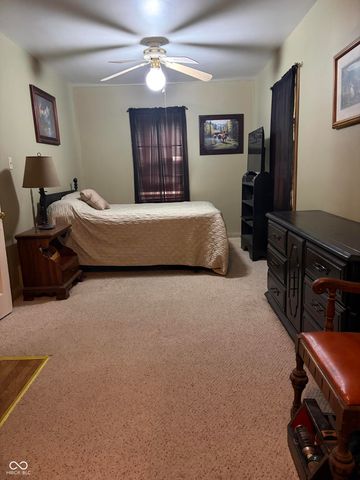 918 Maplewood Avenue, Anderson, IN 46012