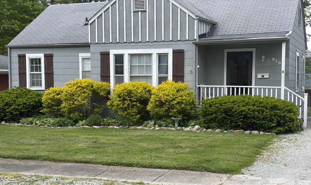 918 Maplewood Avenue, Anderson, IN 46012
