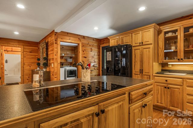 131 Trillium Glen Drive, Mars Hill, NC 28754