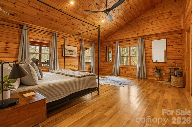 131 Trillium Glen Drive, Mars Hill, NC 28754