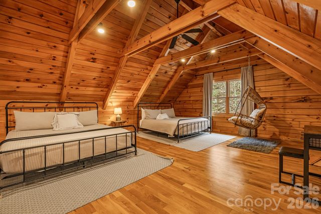 131 Trillium Glen Drive, Mars Hill, NC 28754