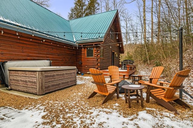 131 Trillium Glen Drive, Mars Hill, NC 28754