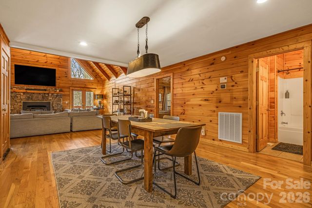 131 Trillium Glen Drive, Mars Hill, NC 28754