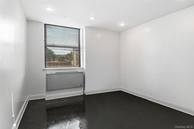 23 Water Grant Street 8E, Yonkers, NY 10701