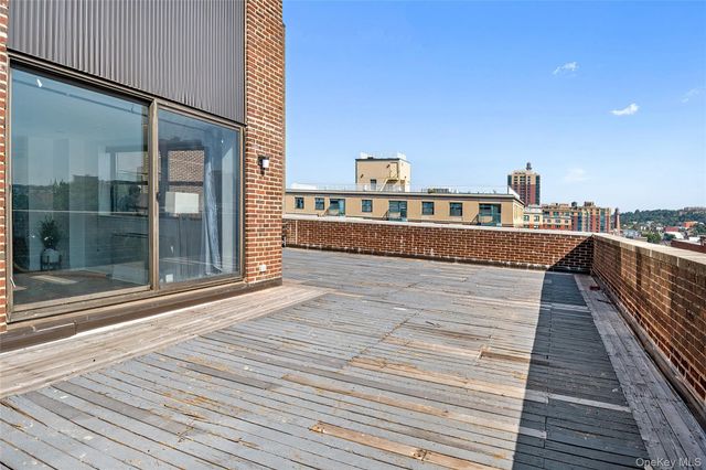 23 Water Grant Street 8E, Yonkers, NY 10701