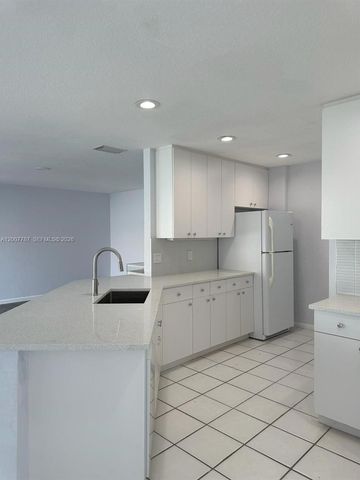 17244 Balboa Point Way, Boca Raton, FL 33487